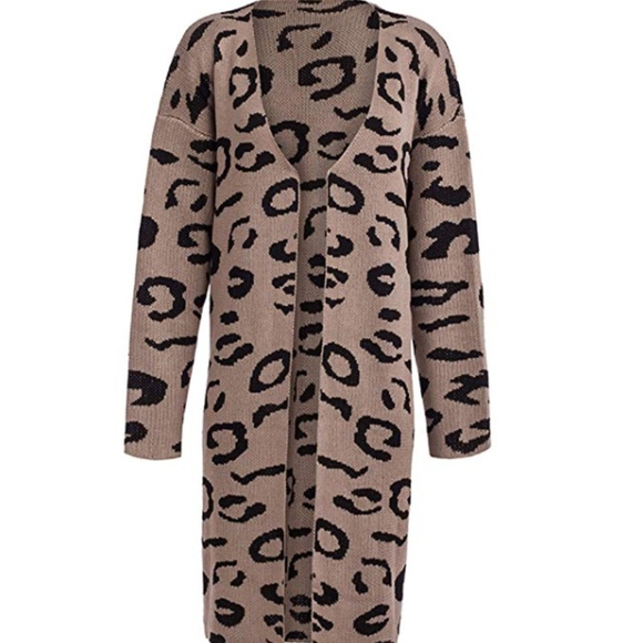 Long Oversized Leopard Print Cardigan with Pockets - Picture 4 of 5